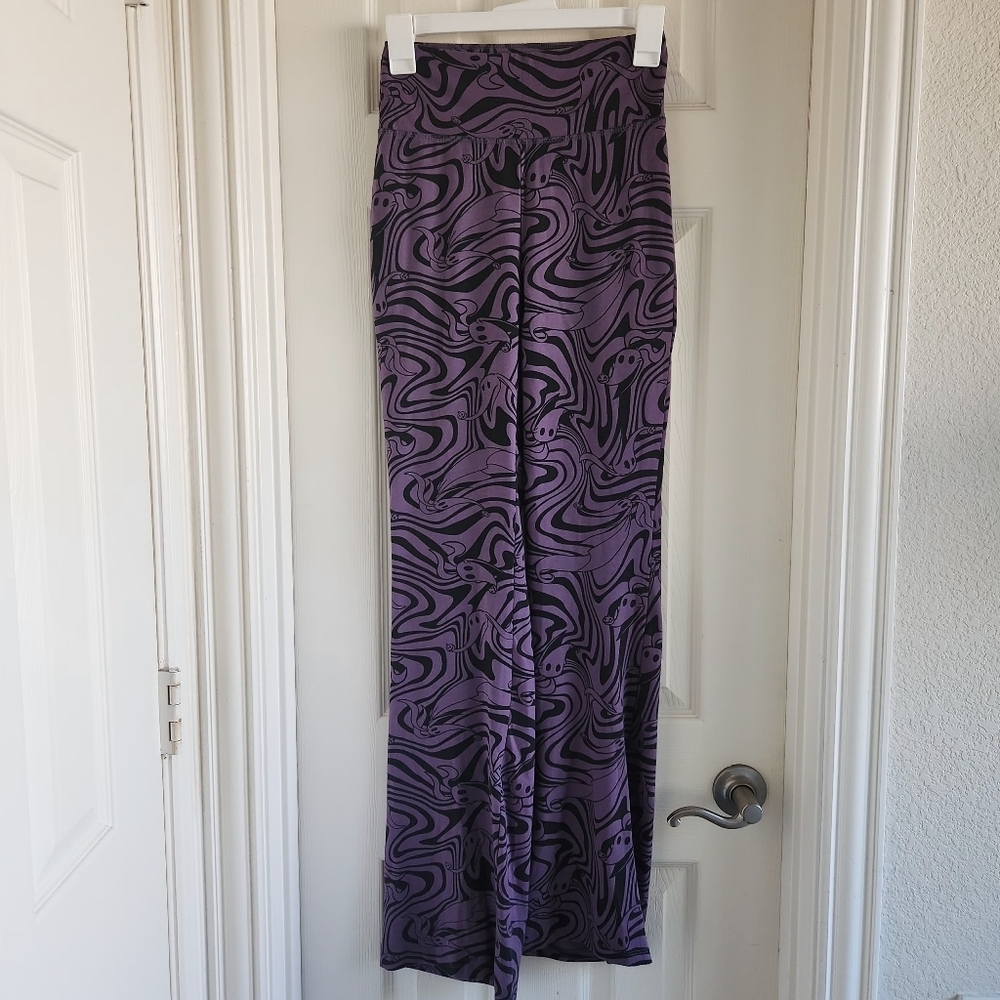 Disney Nightmare Before Christmas Zero Women's Size XS Yoga Pants‎ Purple Black